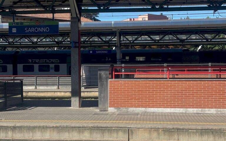 Guasto alle stazioni di Milano, ritardi sui treni per Malpensa saronno treni malpensa
