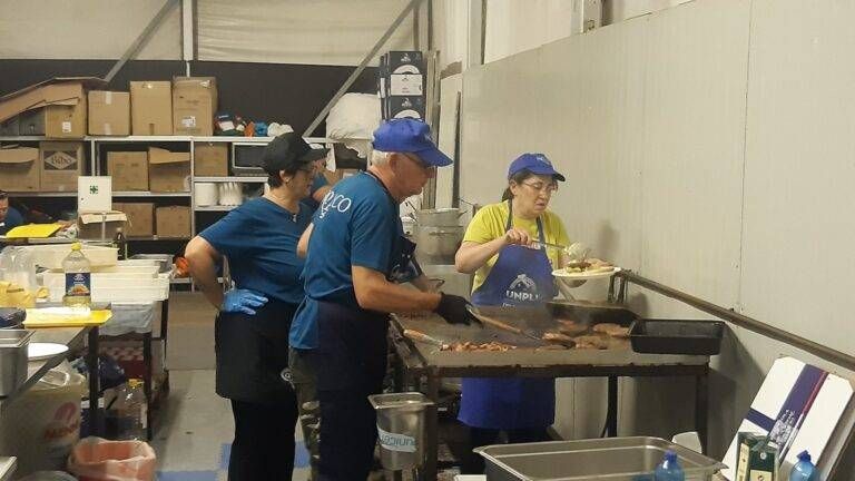 Furto nella cucina della Pro Loco di Caronno: via maialini e friggitrici volontari pro loco 768x432