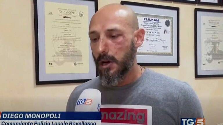 Tornato al lavoro il comandante di Rovellasca trascinato dall’auto in fuga: “Noi facciamo questo, proteggiamo gli altri”. Diego Monopoli Rovellasca comandante