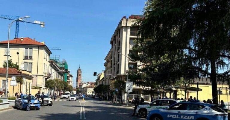 Monza intervento Polizia
