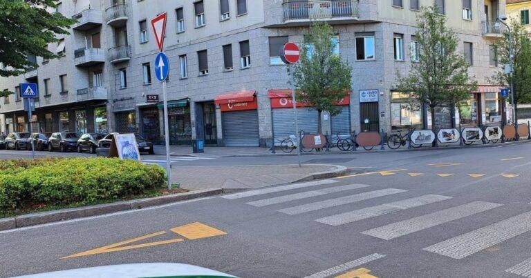 Saronno, nuova viabilità in piazza Cadorna: la sperimentazione continua fino al 31 agosto Saronno piazzale Cadorna