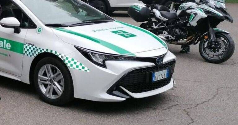 Saronno, fa 50 euro di benzina e scappa senza pagare: indaga la Polizia locale Saronno benzina