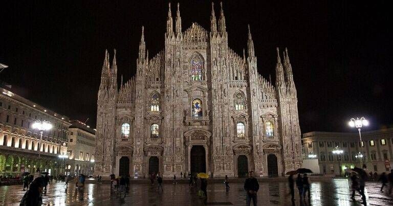 Milano, controlli anti-degrado nella movida: oltre 200 persone identificate Milano controlli movida