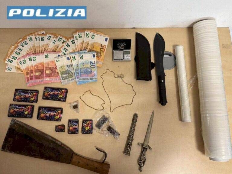 rapina anziana monza