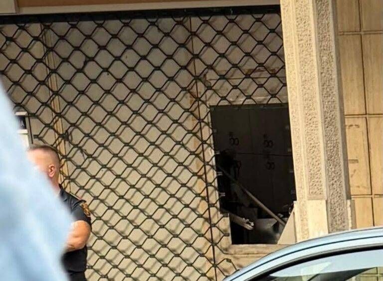 cesano maderno esplosione bancomat