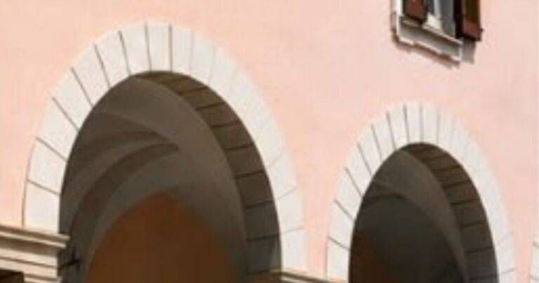 Misinto nuova biblioteca