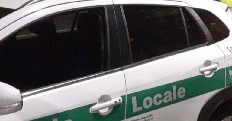 Monza, uomo mostra le parti intime a due passanti ma sono agenti in borghese Monza agenti borghese